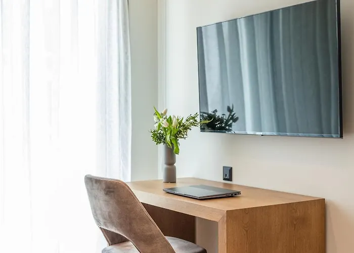 Volos Inn Hotel 沃洛斯