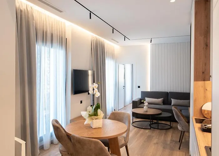 Volos Inn Hotel 酒店 3*