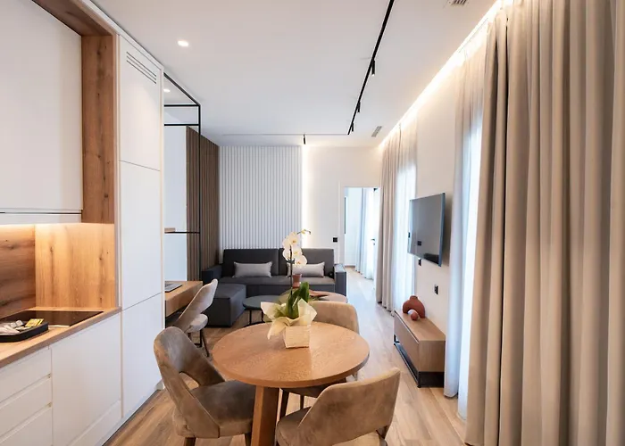 Volos Inn Hotel 酒店 3*