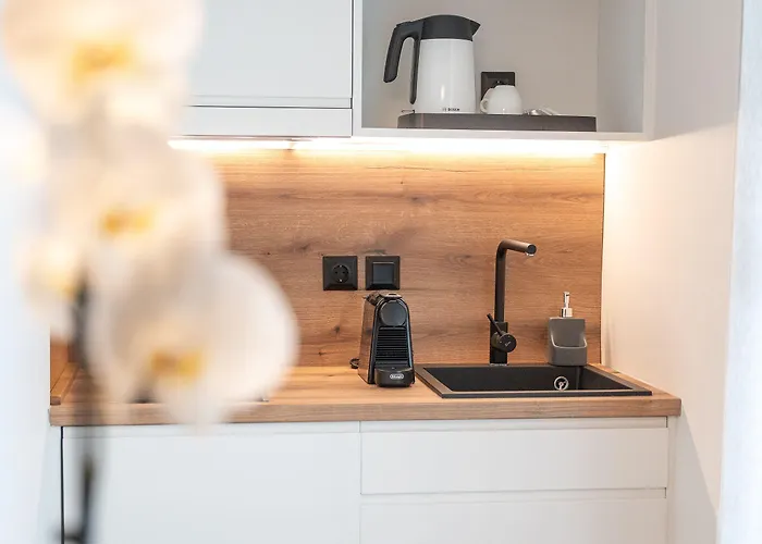 Volos Inn Hotel 酒店 3*