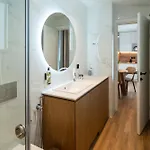 Volos Inn Hotel מלון 3*