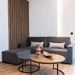 מלון Volos Inn Hotel וולוס