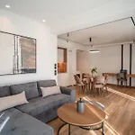 מלון Volos Inn Hotel
