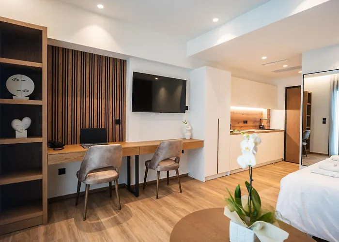 מלון Volos Inn Hotel